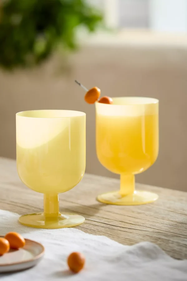 Milky Footed Glasses